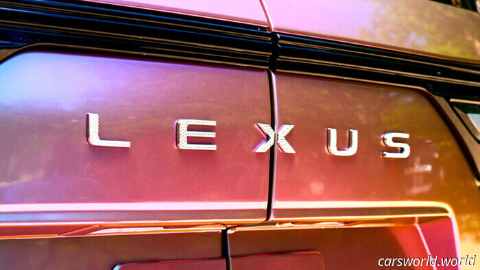 Это не Lexus вашего дедушки, но ваша бабушка, возможно, пожелала бы, чтобы это был он | Carscoops